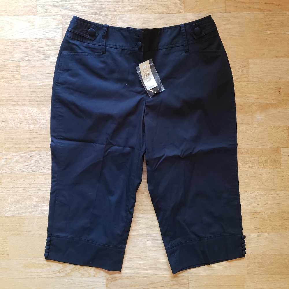 LOFT Black Capris